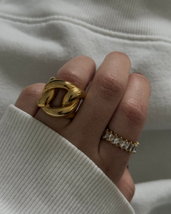 LIZ RING