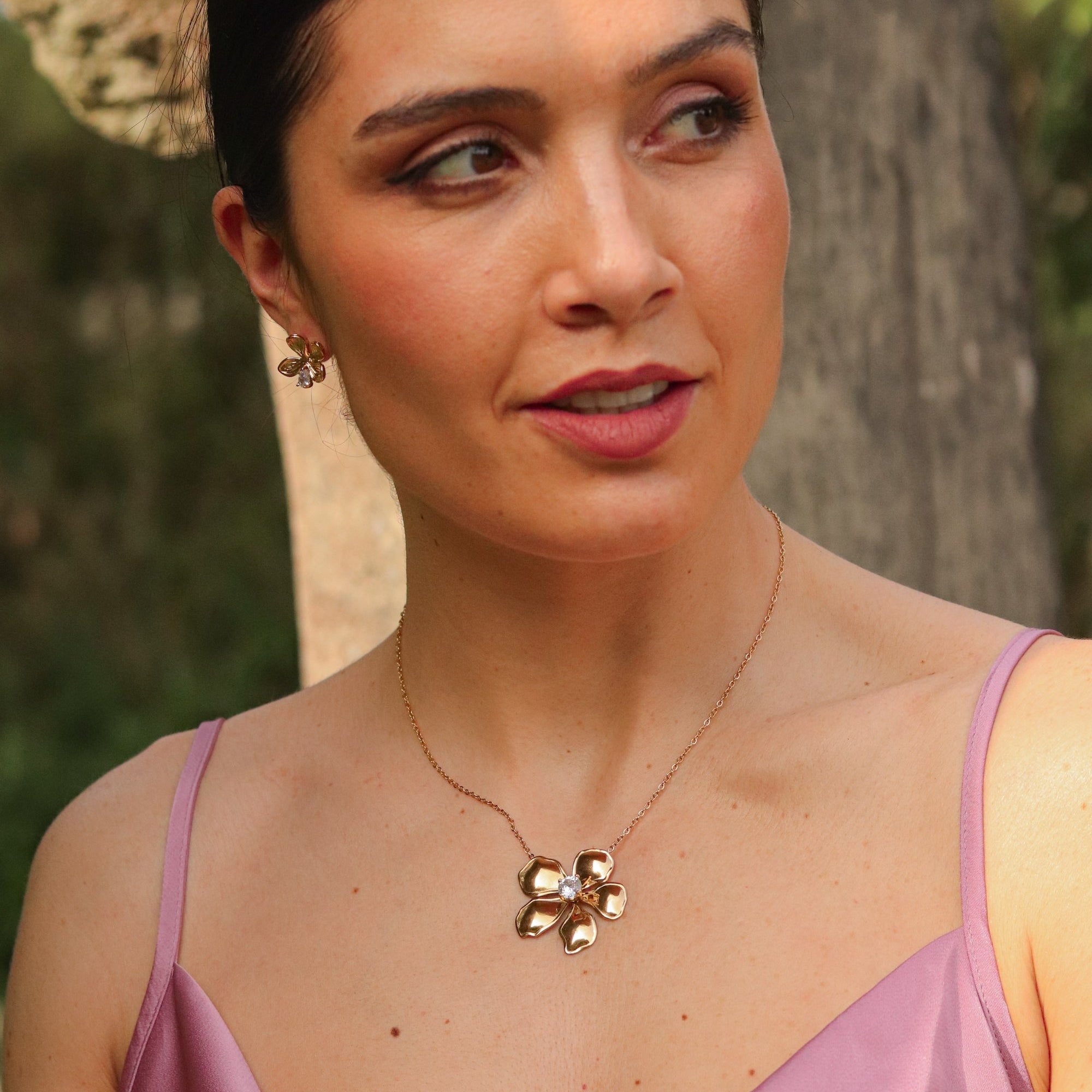 FIORE NECKLACE