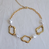CHLOE CHOKER