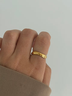 LISA RING