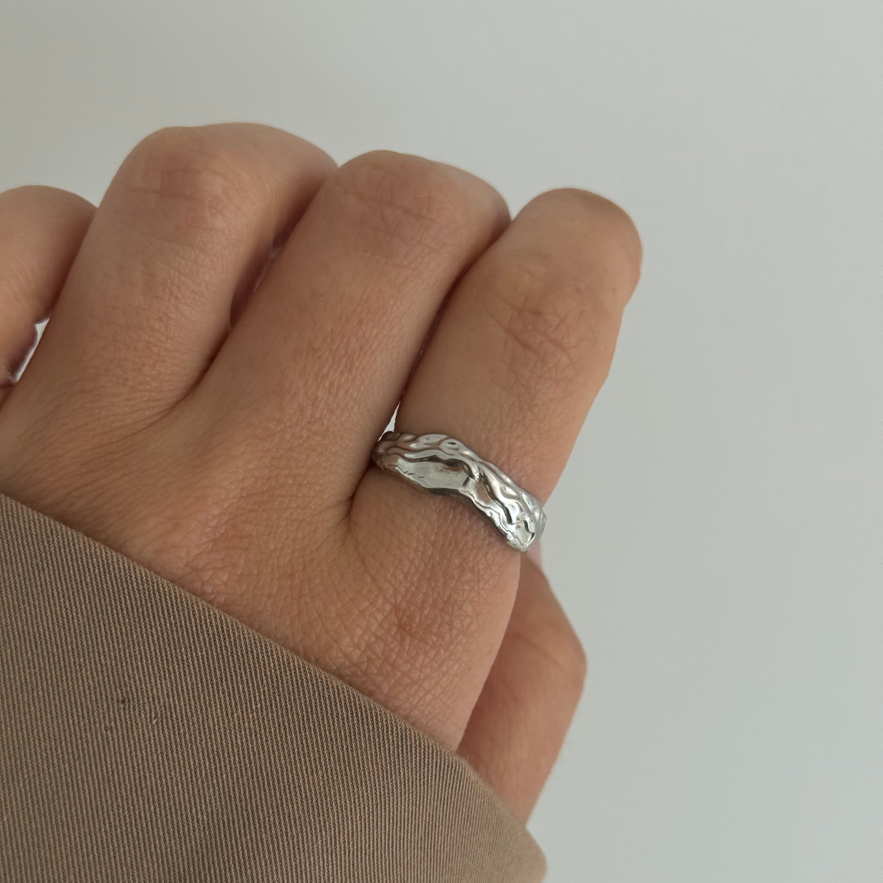 LISA RING